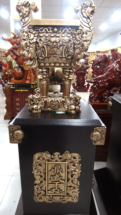 鼎盛千秋，禮贏天下——探析臨沂瑞德文化傳媒2.2米龍鼎的商務(wù)與慶典價(jià)值